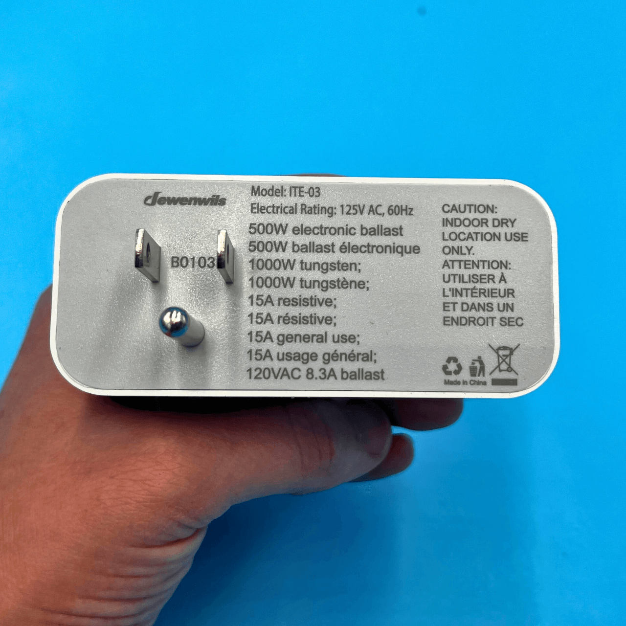 Grow Light Timer | 3 - Prong Programmable for Indoor Gardens - Happy Leaf
